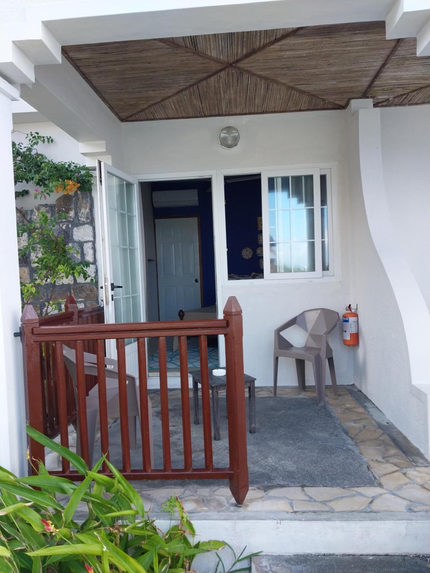 Chillpill Guest House Mahébourg Dış mekan fotoğraf